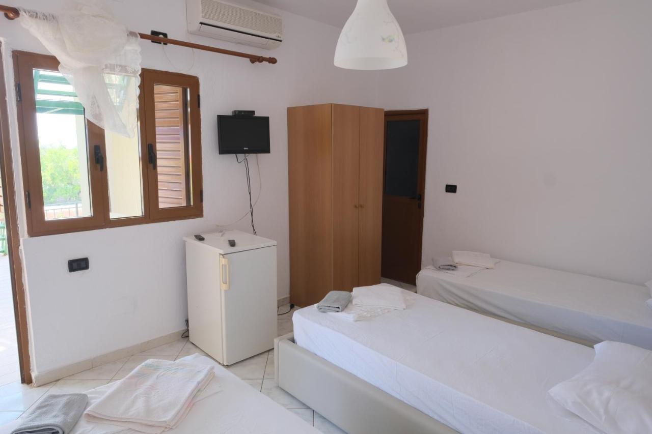 Mehilli Hotel Dhërmi Dış mekan fotoğraf