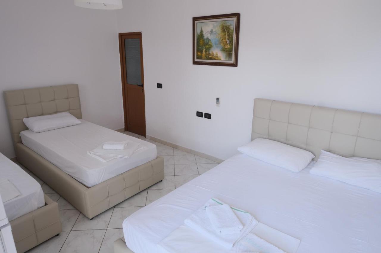 Mehilli Hotel Dhërmi Dış mekan fotoğraf