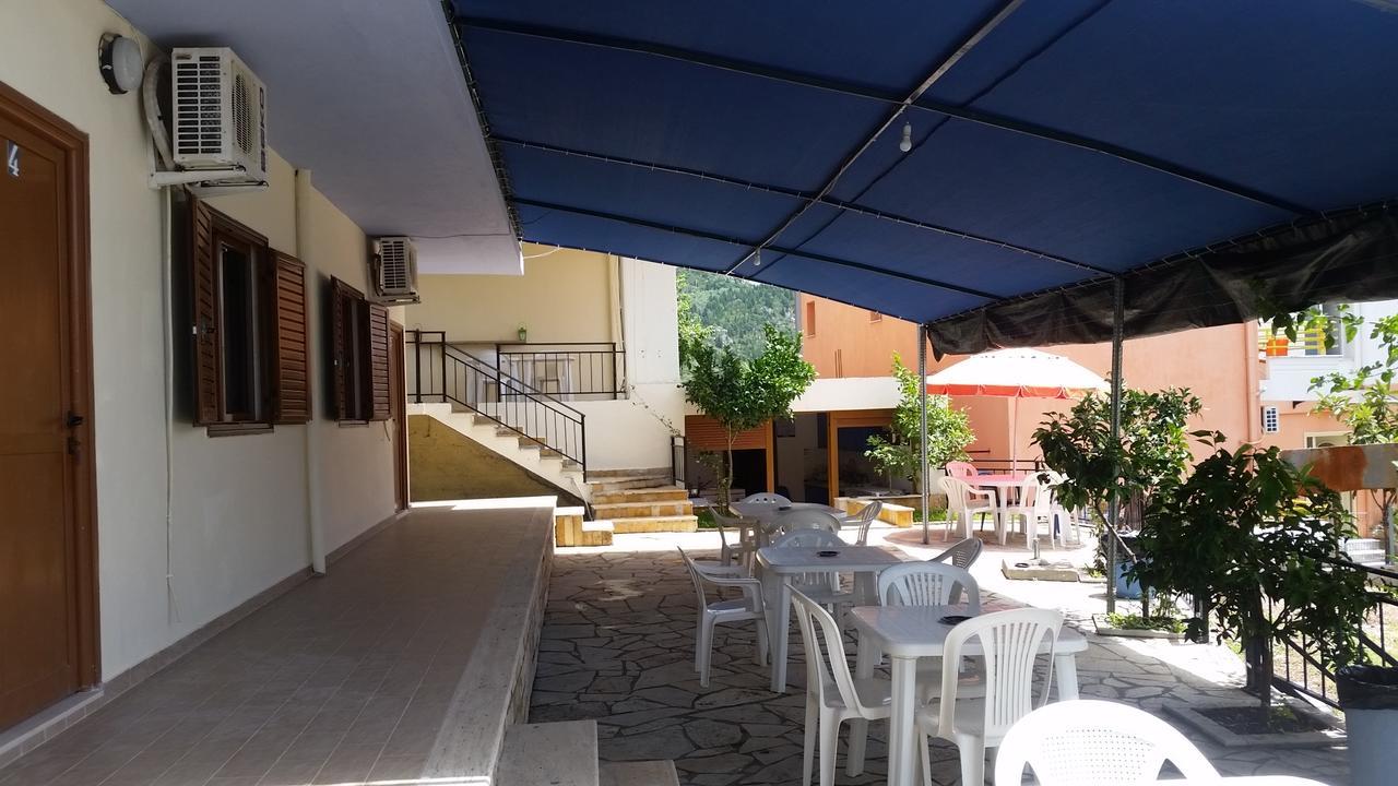 Mehilli Hotel Dhërmi Dış mekan fotoğraf