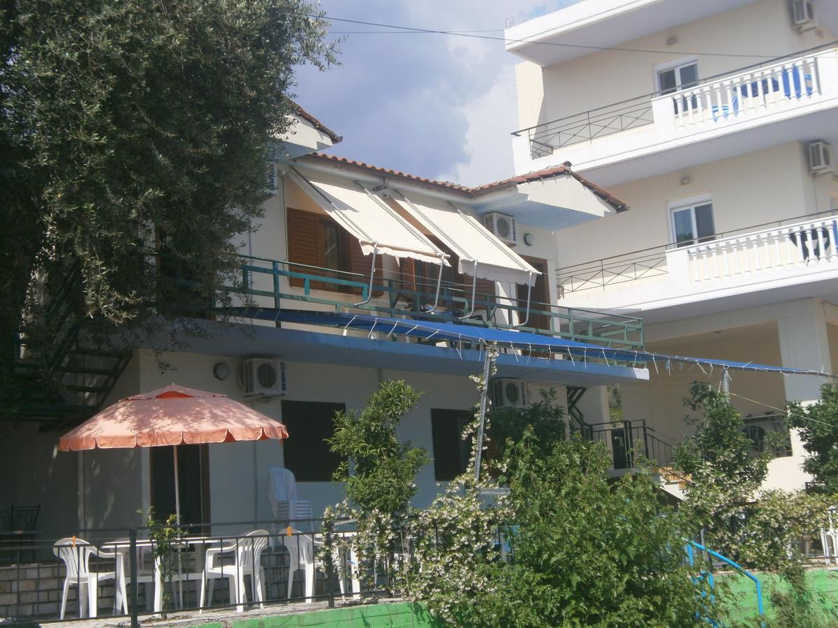 Mehilli Hotel Dhërmi Dış mekan fotoğraf